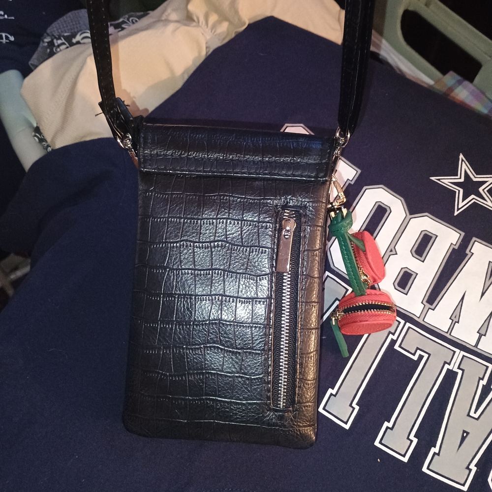 Befen Black Leather Croc Embossed Crossbody Bag - Picture 4 of 15